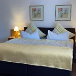 Apartmán Gaestehaus Ute Mueller *